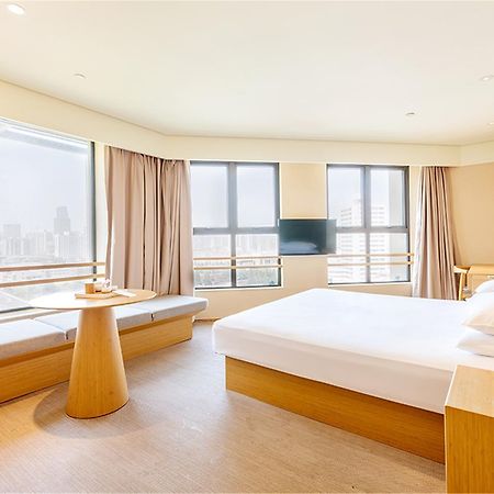 7天连锁酒店临沂沂蒙路涑河南街美食大道店 外观 照片